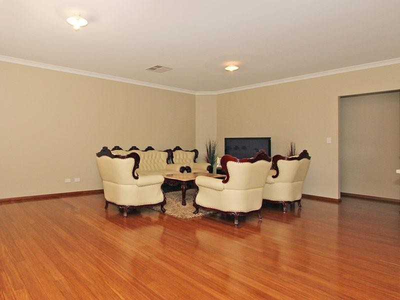 22 Muchea Gardens, Dianella WA 6059