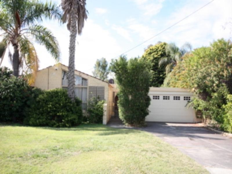 14 Siddeley Place, Dianella WA 6059