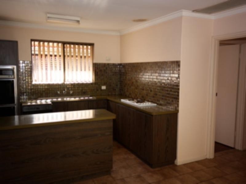 14 Siddeley Place, Dianella WA 6059