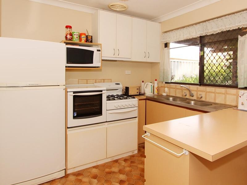 25 Maranon Crescent, Beechboro WA 6063