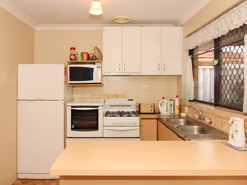 25 Maranon Crescent, Beechboro WA 6063