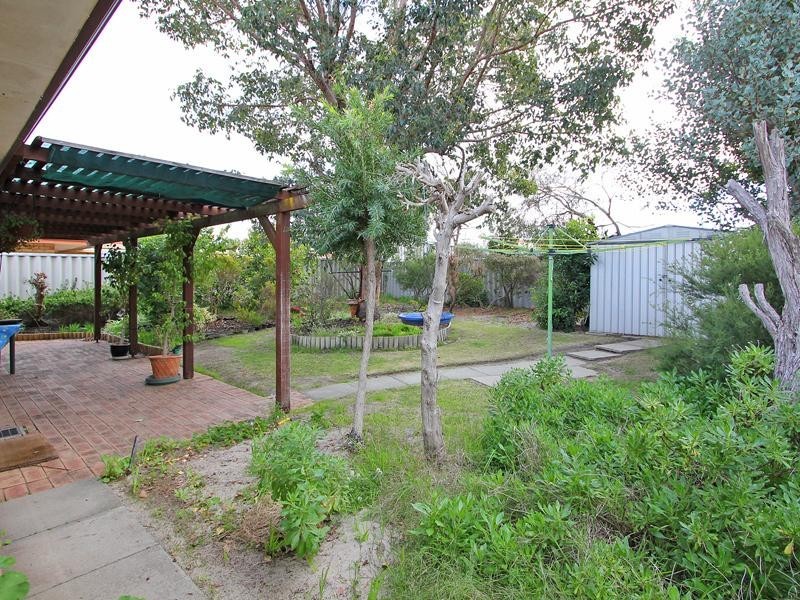 25 Maranon Crescent, Beechboro WA 6063