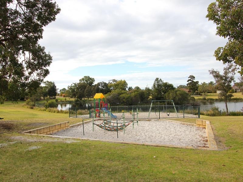 25 Maranon Crescent, Beechboro WA 6063