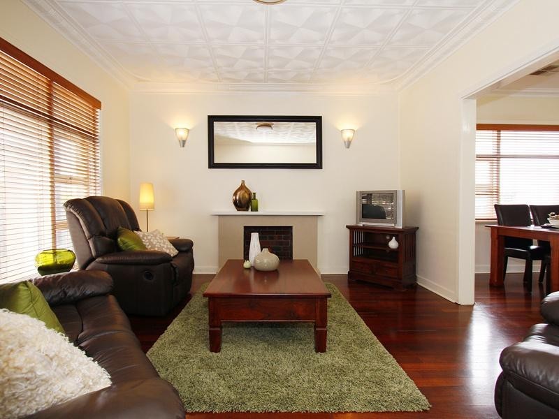 61 Third Avenue, Bassendean WA 6054