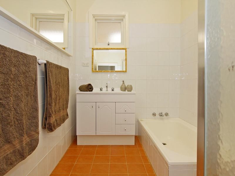 61 Third Avenue, Bassendean WA 6054