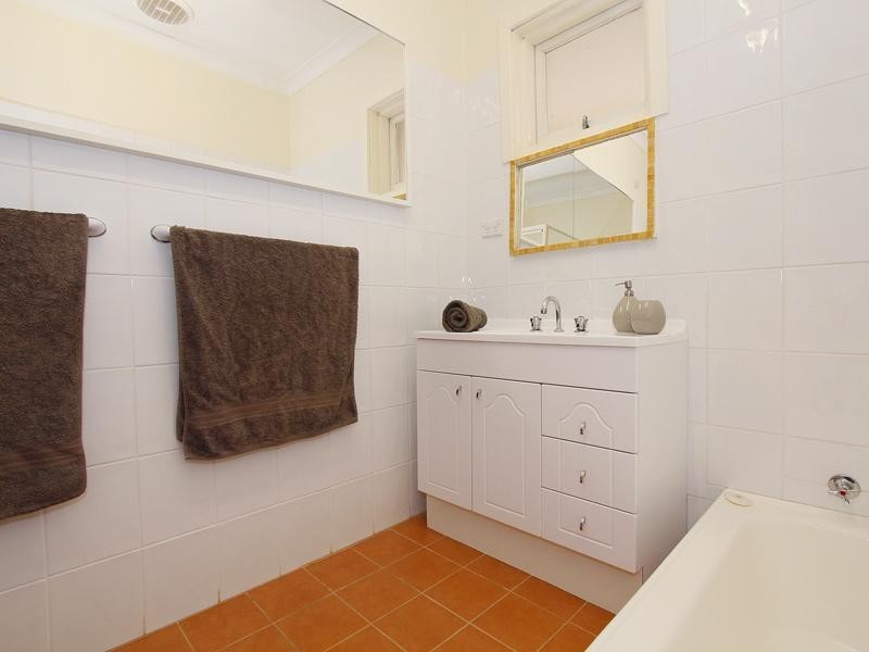 61 Third Avenue, Bassendean WA 6054