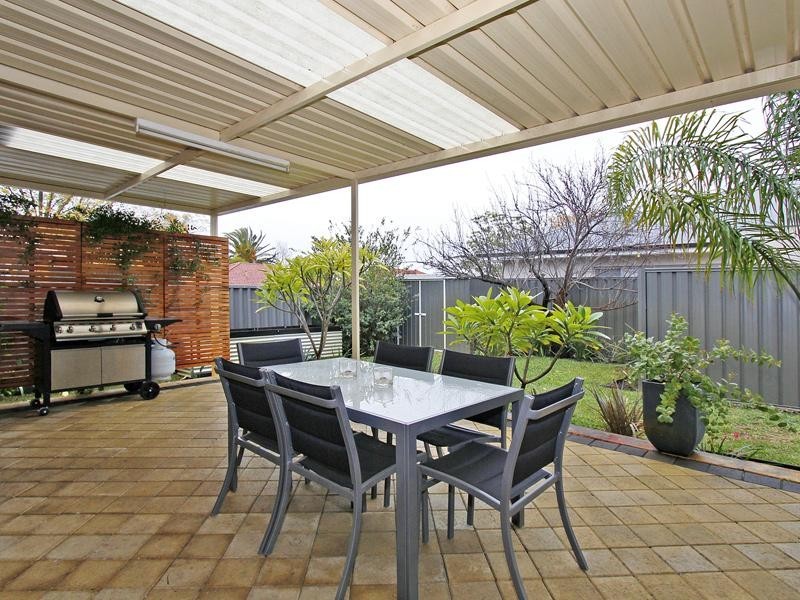 61 Third Avenue, Bassendean WA 6054