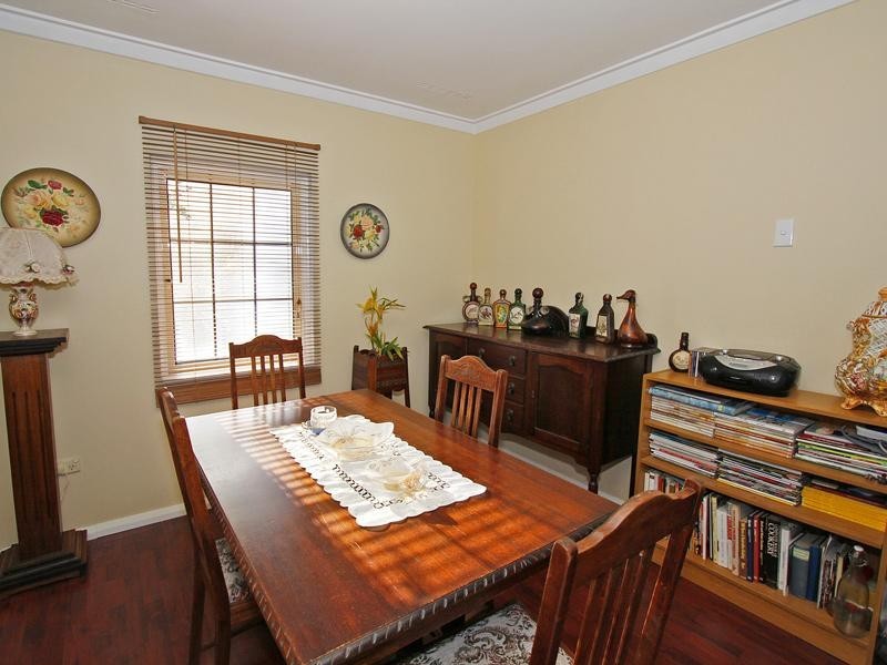 6 Sanderson Street, Embleton WA 6062