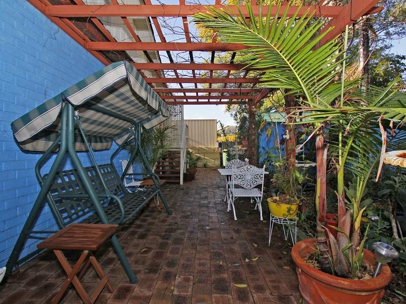 6 Sanderson Street, Embleton WA 6062