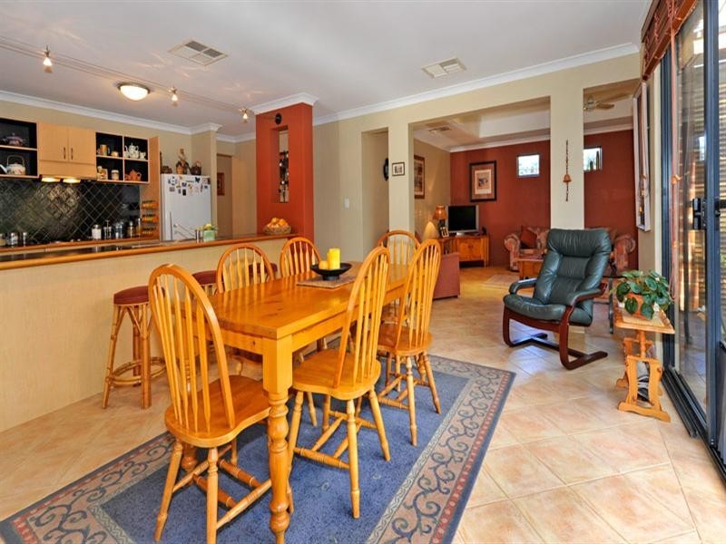 2A Aldwych Street, Bayswater WA 6053