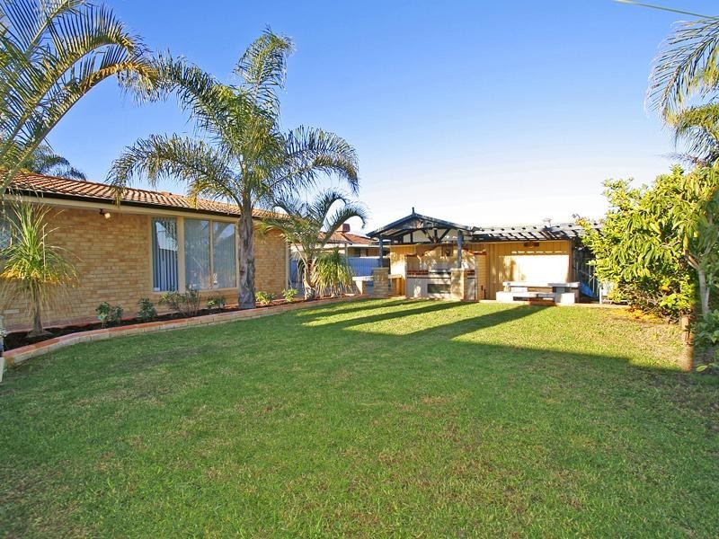 20 Rangeview Court, Maddington WA 6109