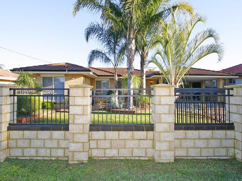 20 Rangeview Court, Maddington WA 6109