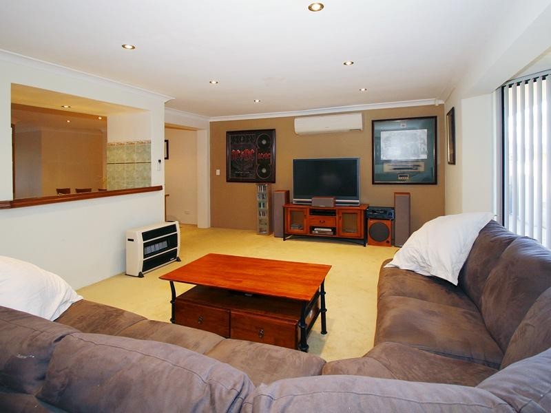 20 Rangeview Court, Maddington WA 6109