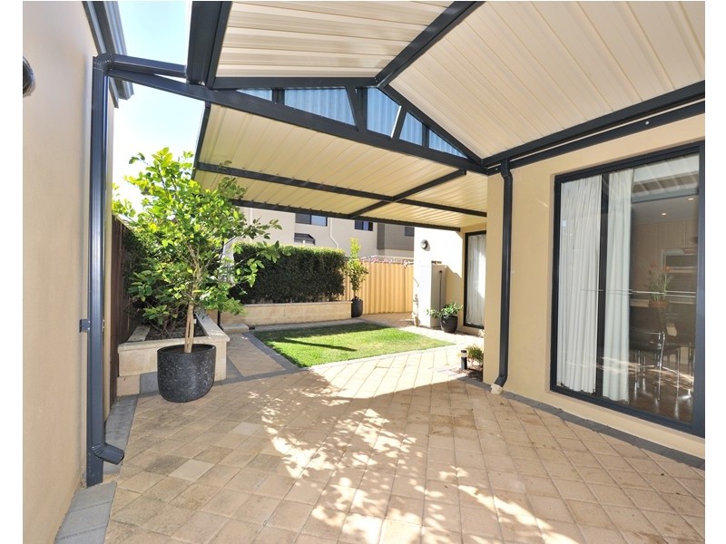 5A Thurlow Avenue, Yokine WA 6060