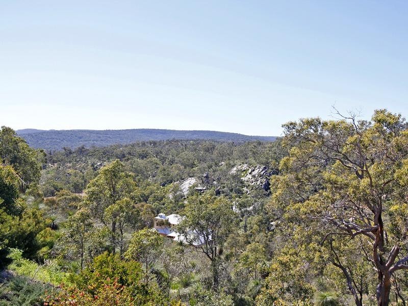 4 Hillway, Swan View WA 6056