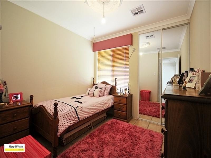 9 Danja Rise, Hocking WA 6065