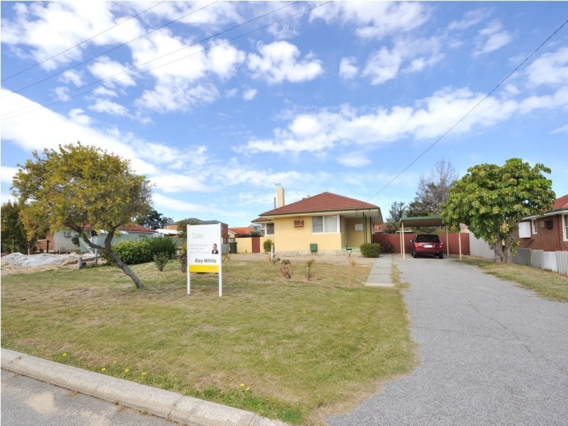 14 Halland Way, Westminster WA 6061