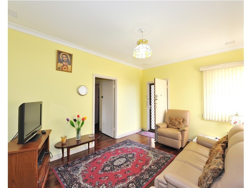 14 Halland Way, Westminster WA 6061