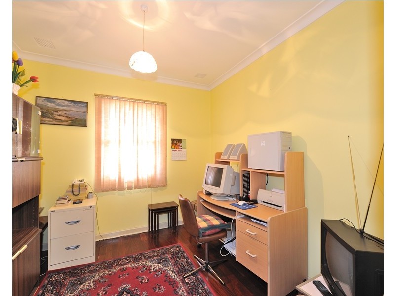 14 Halland Way, Westminster WA 6061