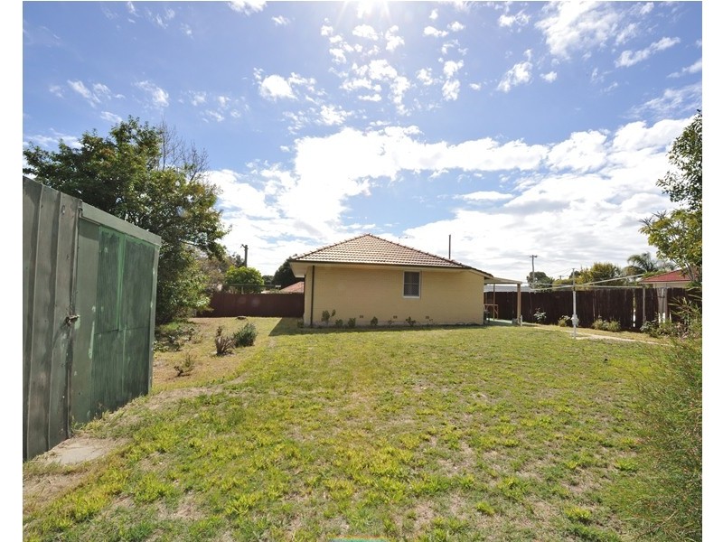 14 Halland Way, Westminster WA 6061