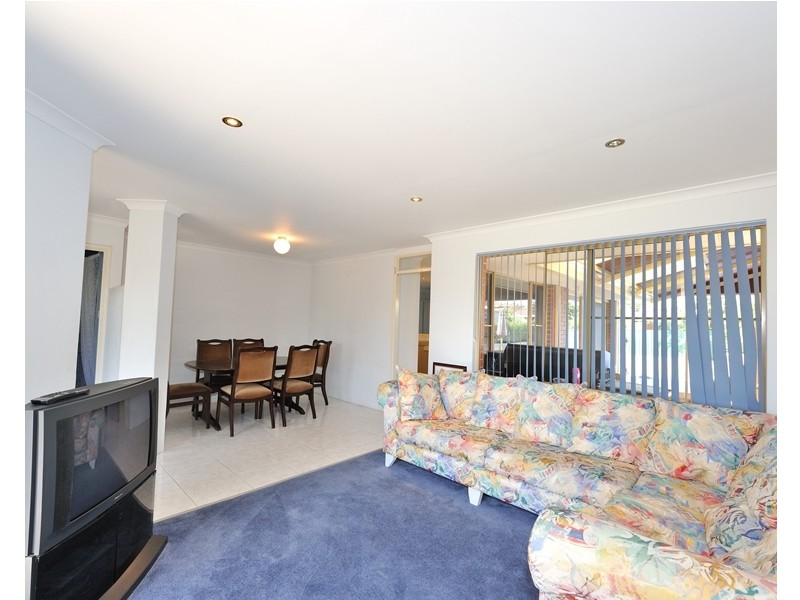 39 Chesterton Road, Bassendean WA 6054