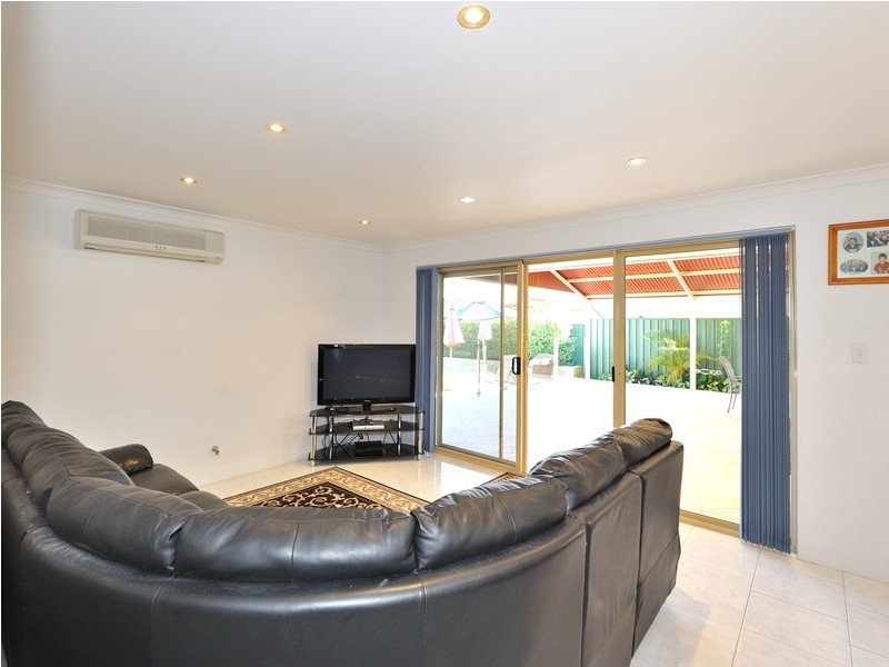 39 Chesterton Road, Bassendean WA 6054