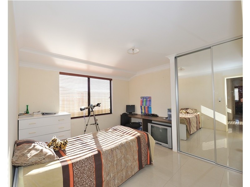 96 Bennett Springs Drive, Beechboro WA 6063