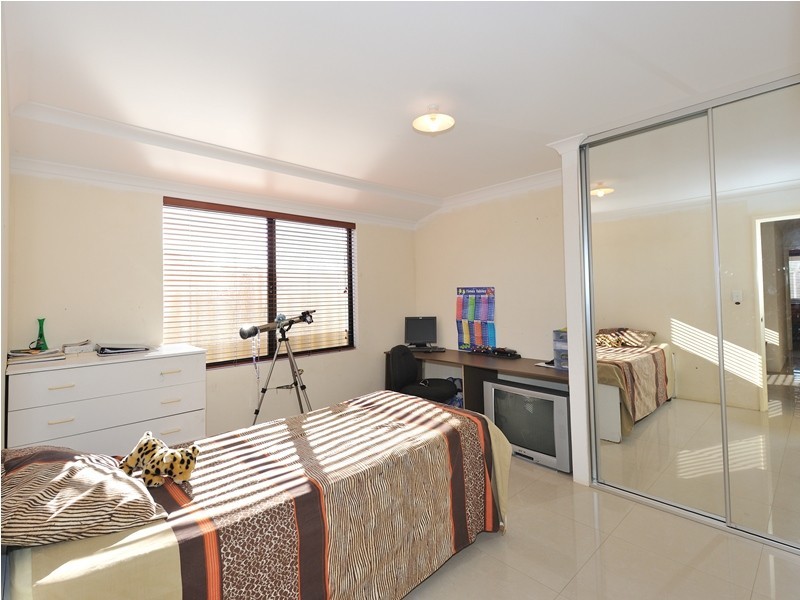 96 Bennett Springs Drive, Beechboro WA 6063