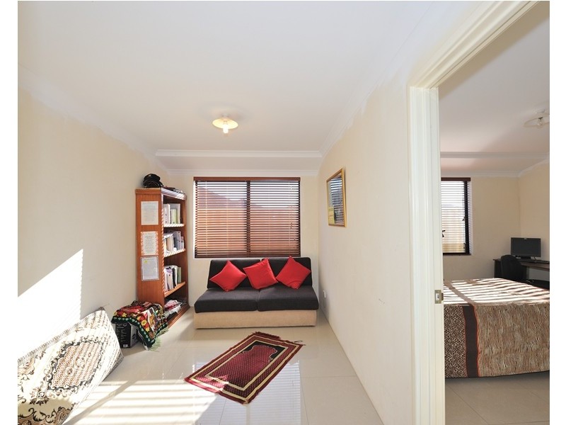 96 Bennett Springs Drive, Beechboro WA 6063