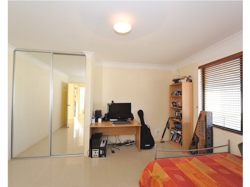 96 Bennett Springs Drive, Beechboro WA 6063