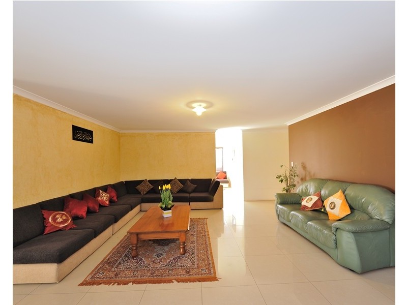 96 Bennett Springs Drive, Beechboro WA 6063