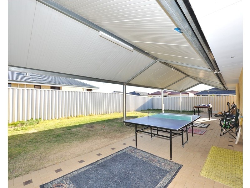 96 Bennett Springs Drive, Beechboro WA 6063