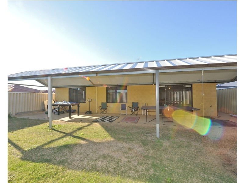 96 Bennett Springs Drive, Beechboro WA 6063