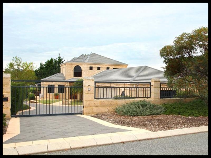 3 Rushton Court, Kardinya WA 6163