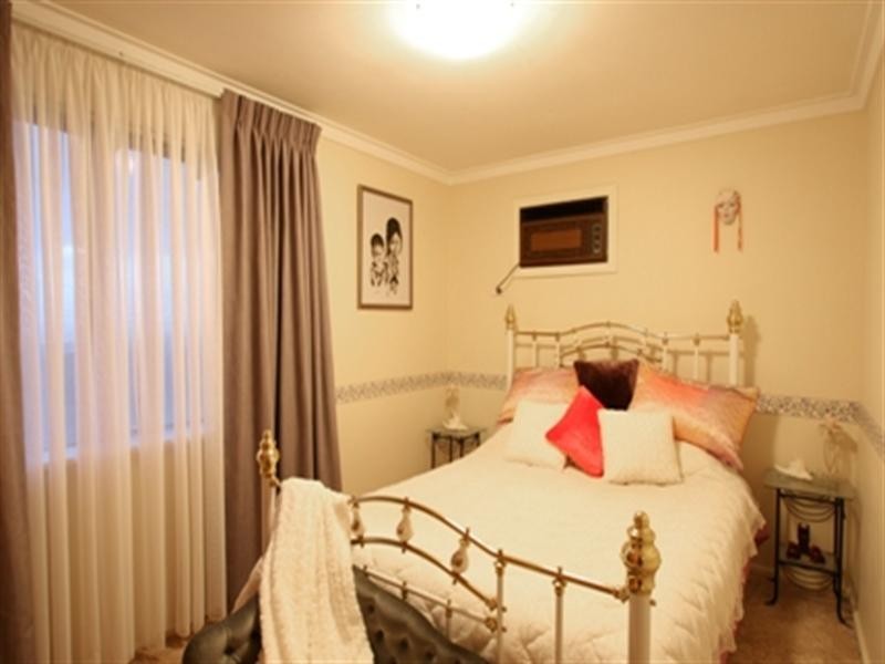 30 Stirling Road, Greenmount WA 6056