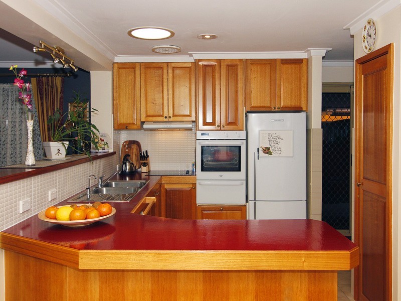 10 Macaw Gardens, Ballajura WA 6066