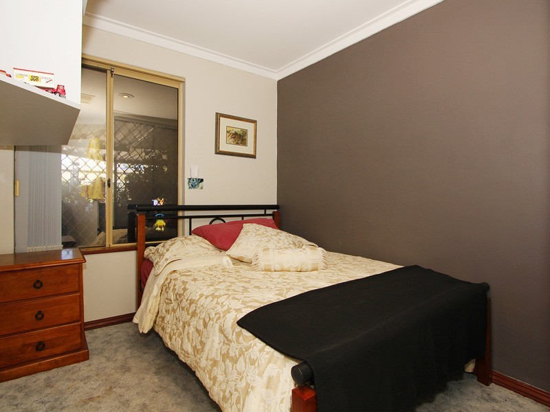 10 Macaw Gardens, Ballajura WA 6066