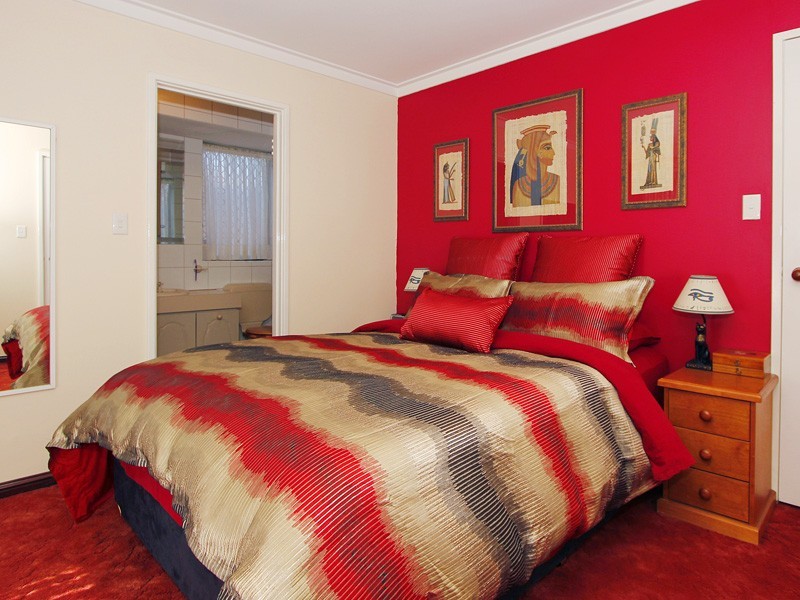 10 Macaw Gardens, Ballajura WA 6066