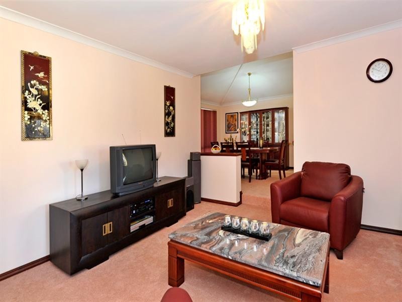 6 Spencer Avenue, Yokine WA 6060