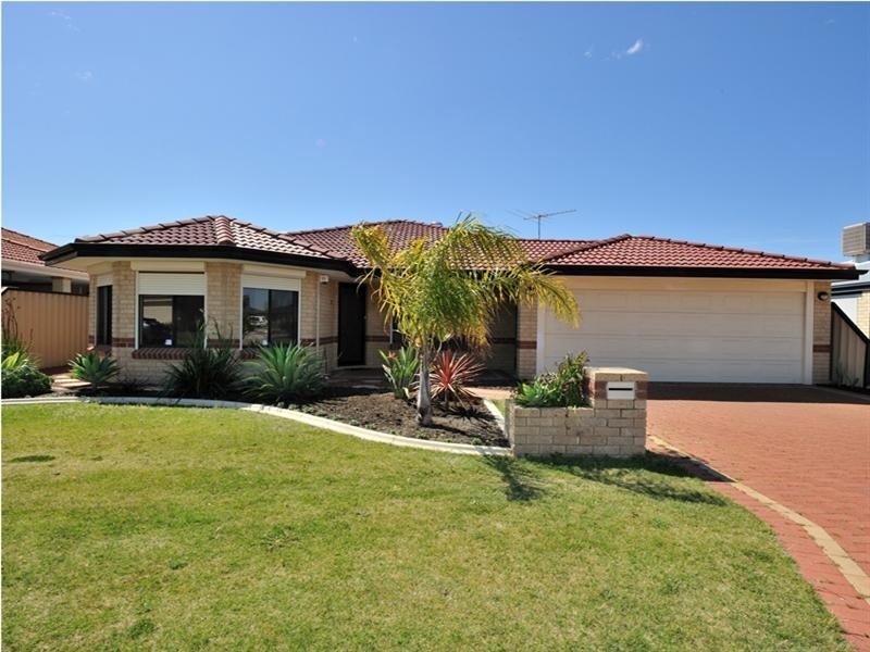 6 Tallow Way, Beechboro WA 6063