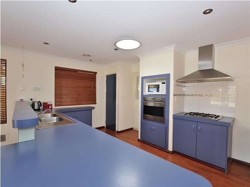 6 Tallow Way, Beechboro WA 6063