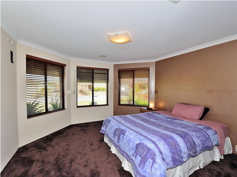 6 Tallow Way, Beechboro WA 6063