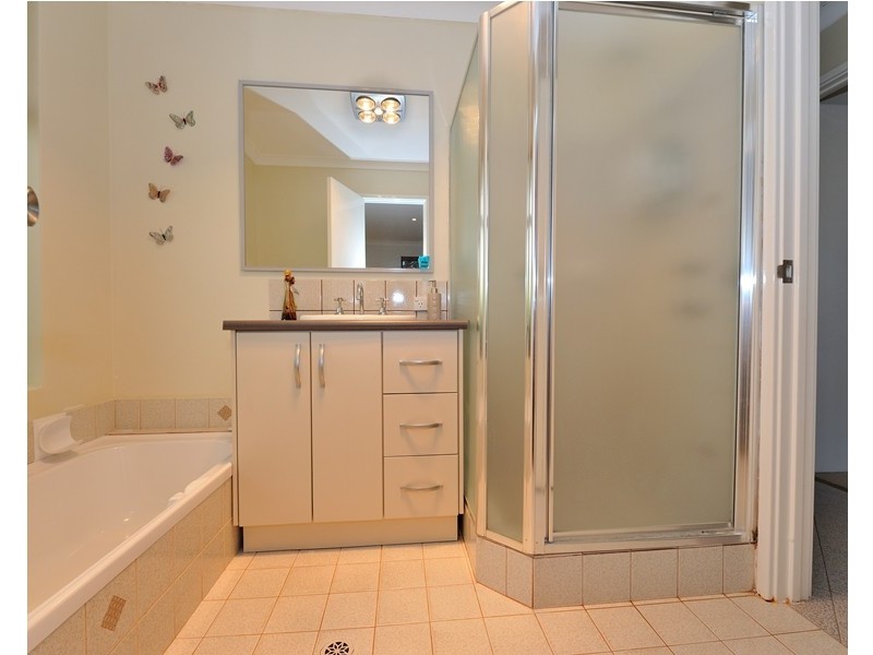 72 Sacramento Avenue, Beechboro WA 6063