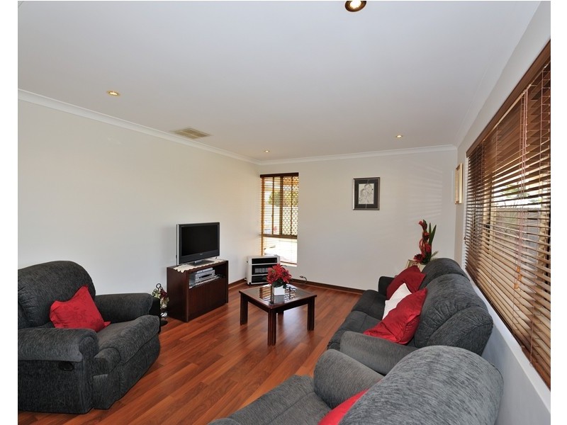 72 Sacramento Avenue, Beechboro WA 6063