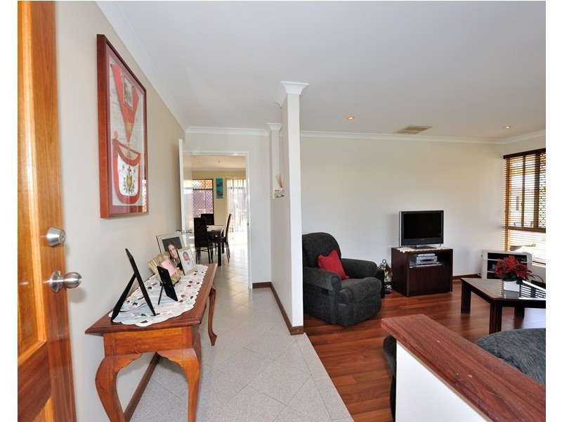 72 Sacramento Avenue, Beechboro WA 6063