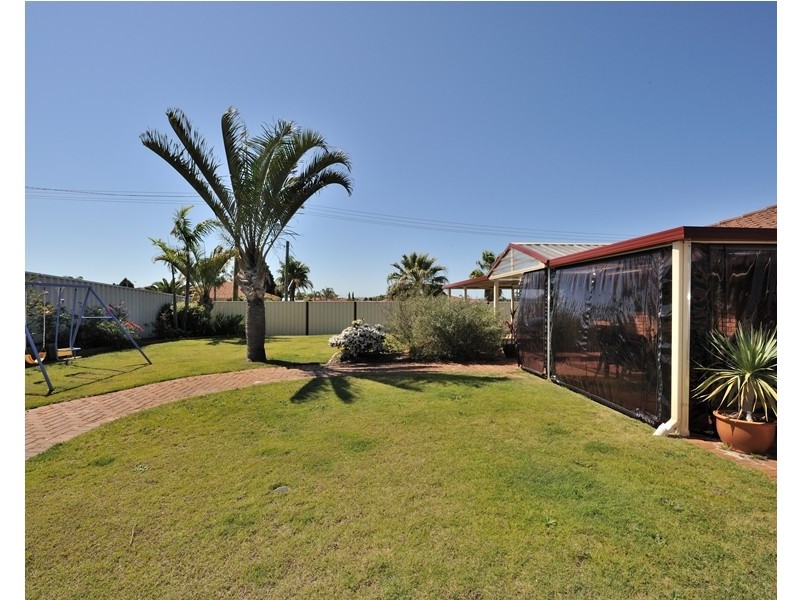 72 Sacramento Avenue, Beechboro WA 6063