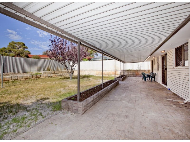 7 Halwest Way, Alexander Heights WA 6064