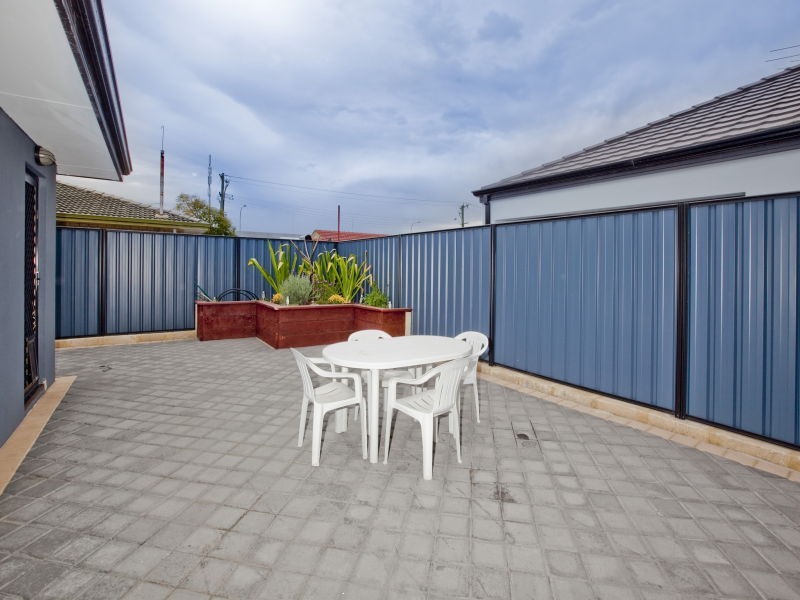 58 Broadway, Embleton WA 6062