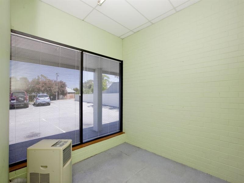 2/48 May Street, Bayswater WA 6053