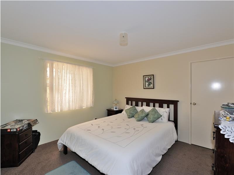 12 Silkwood Way, Beechboro WA 6063